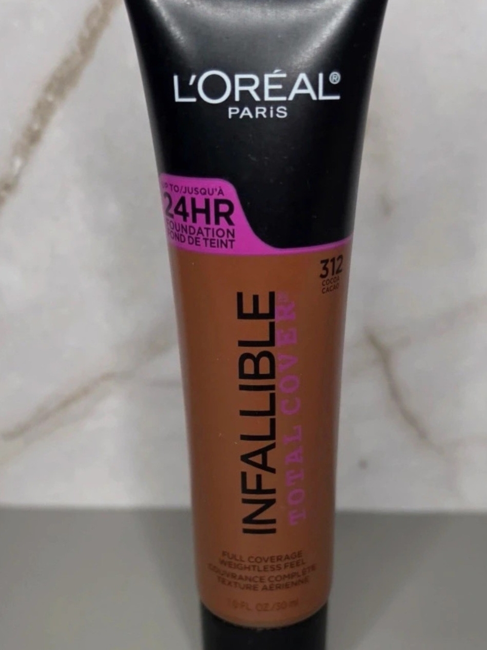 L'Oreal Infallible Total Cover Foundation - Brown with Black Cap